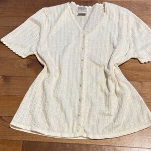 Vintage Northern Traditions Cream Short-Sleeve Knit Button-Front Top